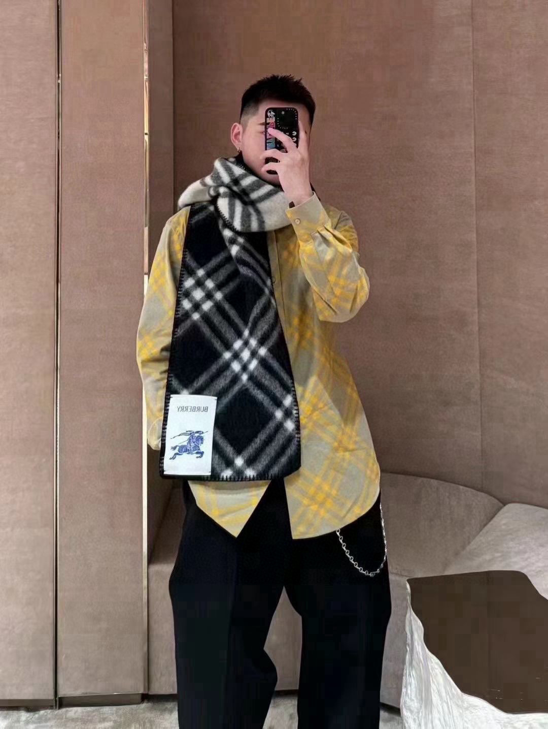 BURBERRY