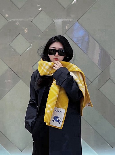 BURBERRY