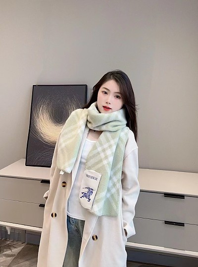 BURBERRY
