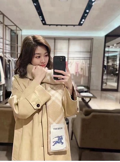 BURBERRY