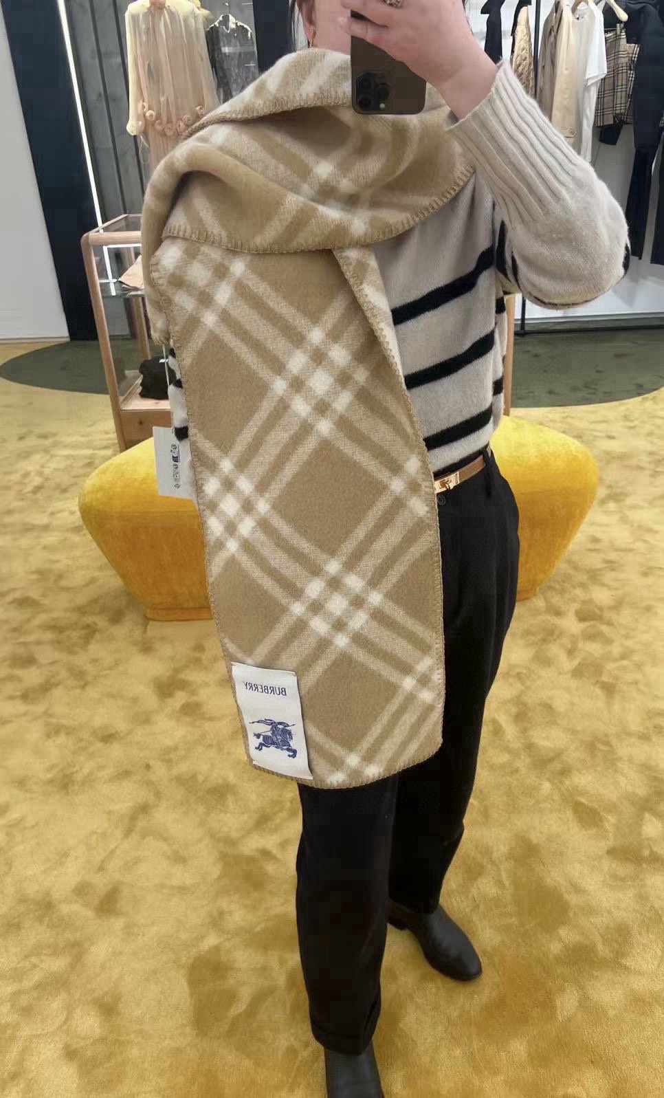 BURBERRY