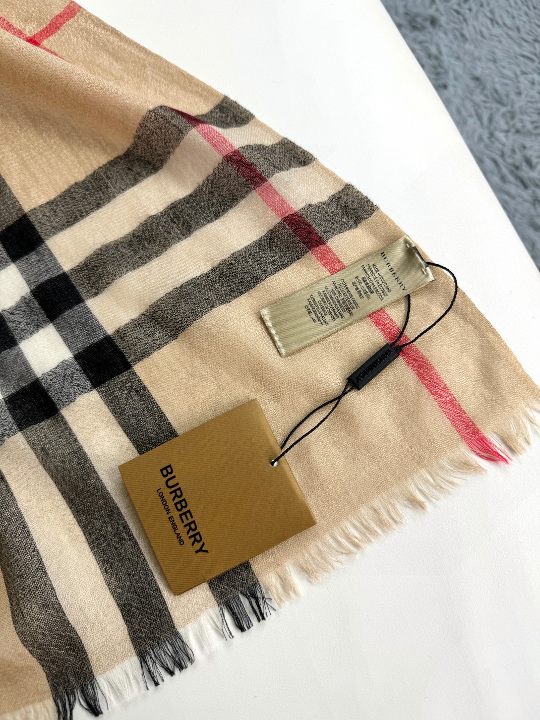 BURBERRY