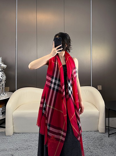 BURBERRY