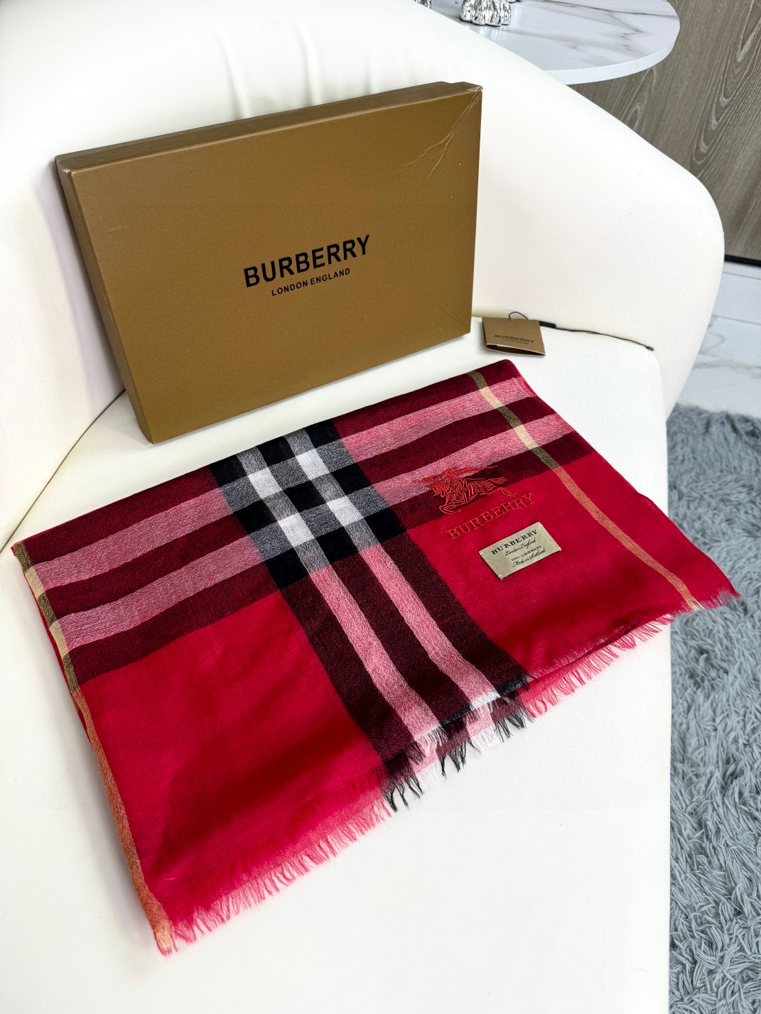 BURBERRY
