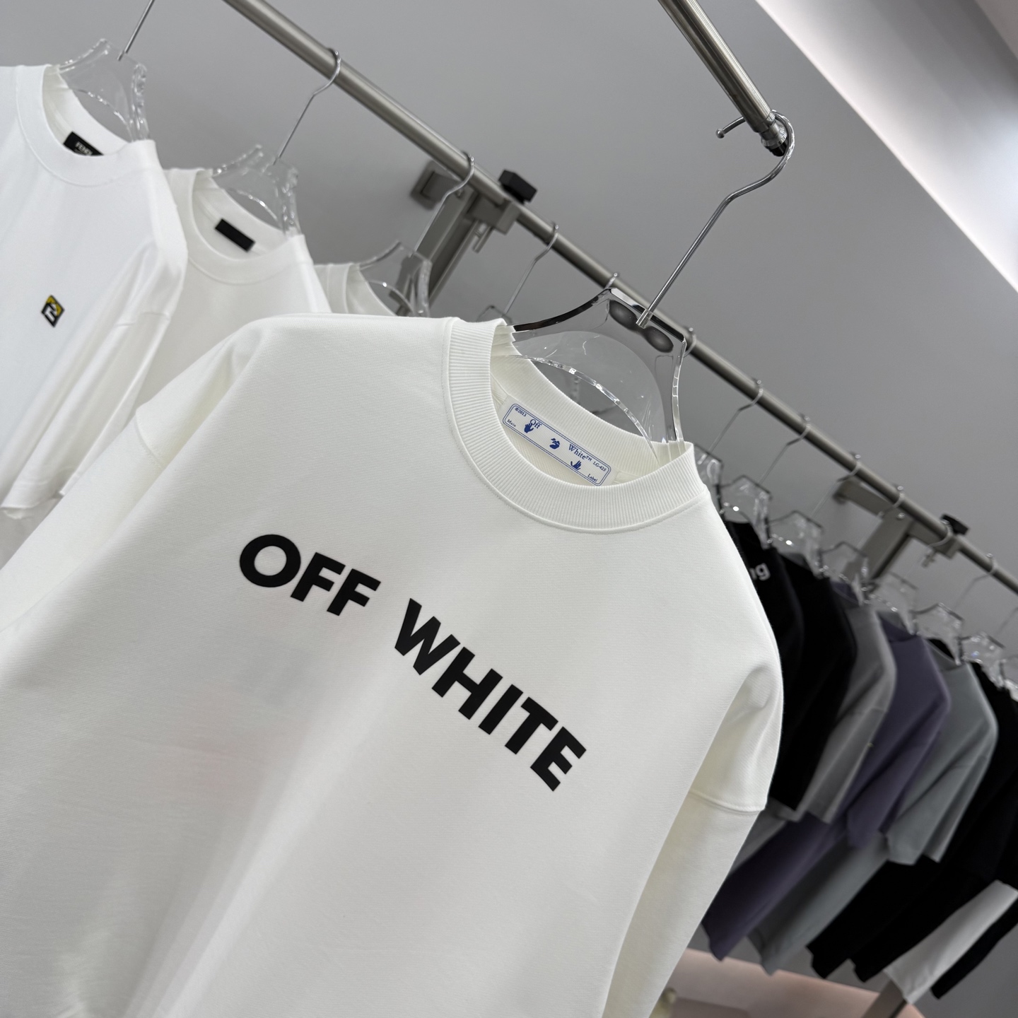 OFF WHITE  [남여공용]