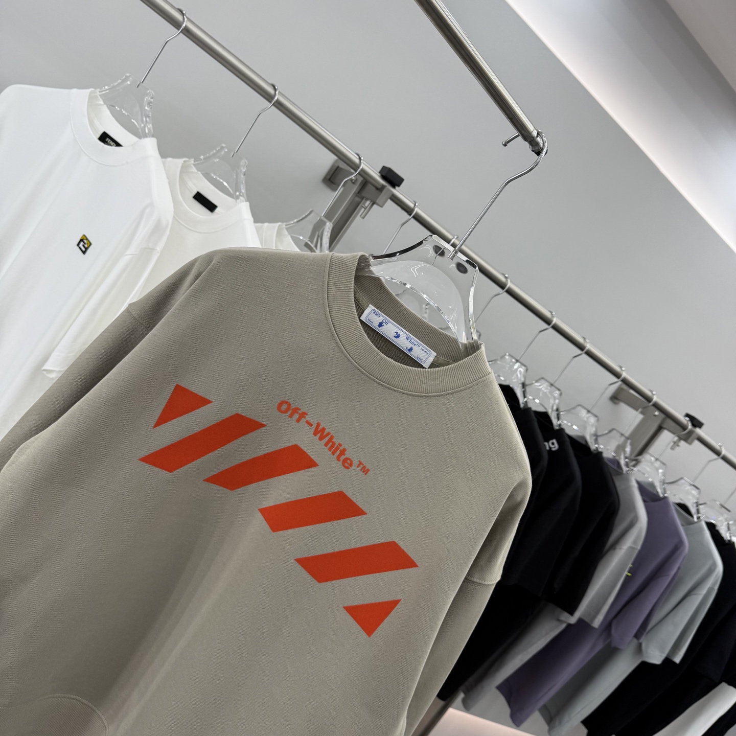 OFF WHITE  [남여공용]