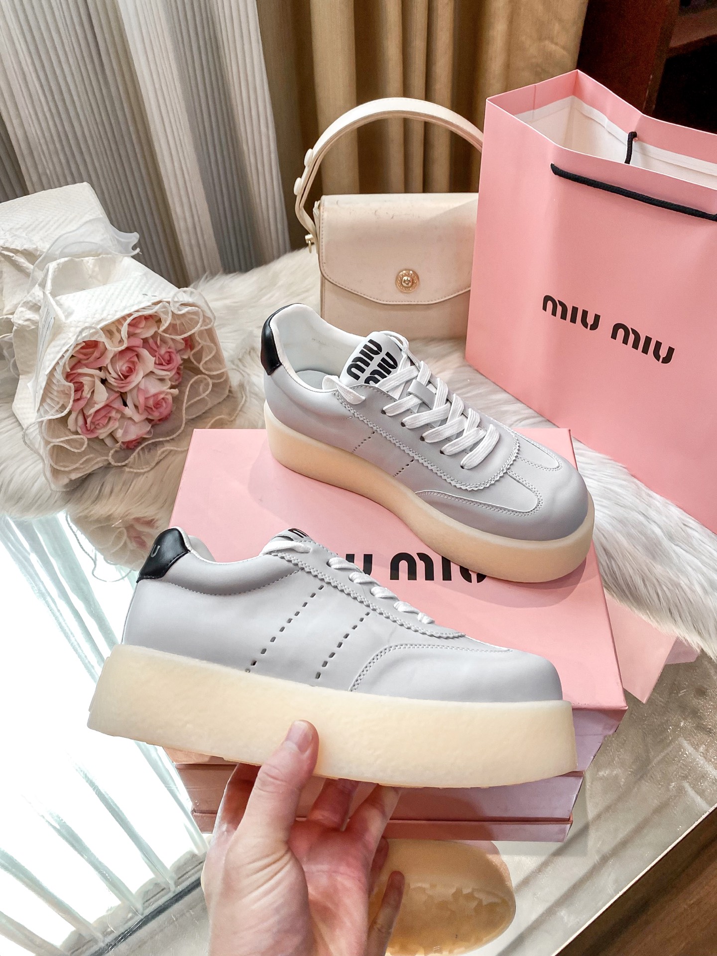 MIUMIU
