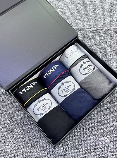 PRADA