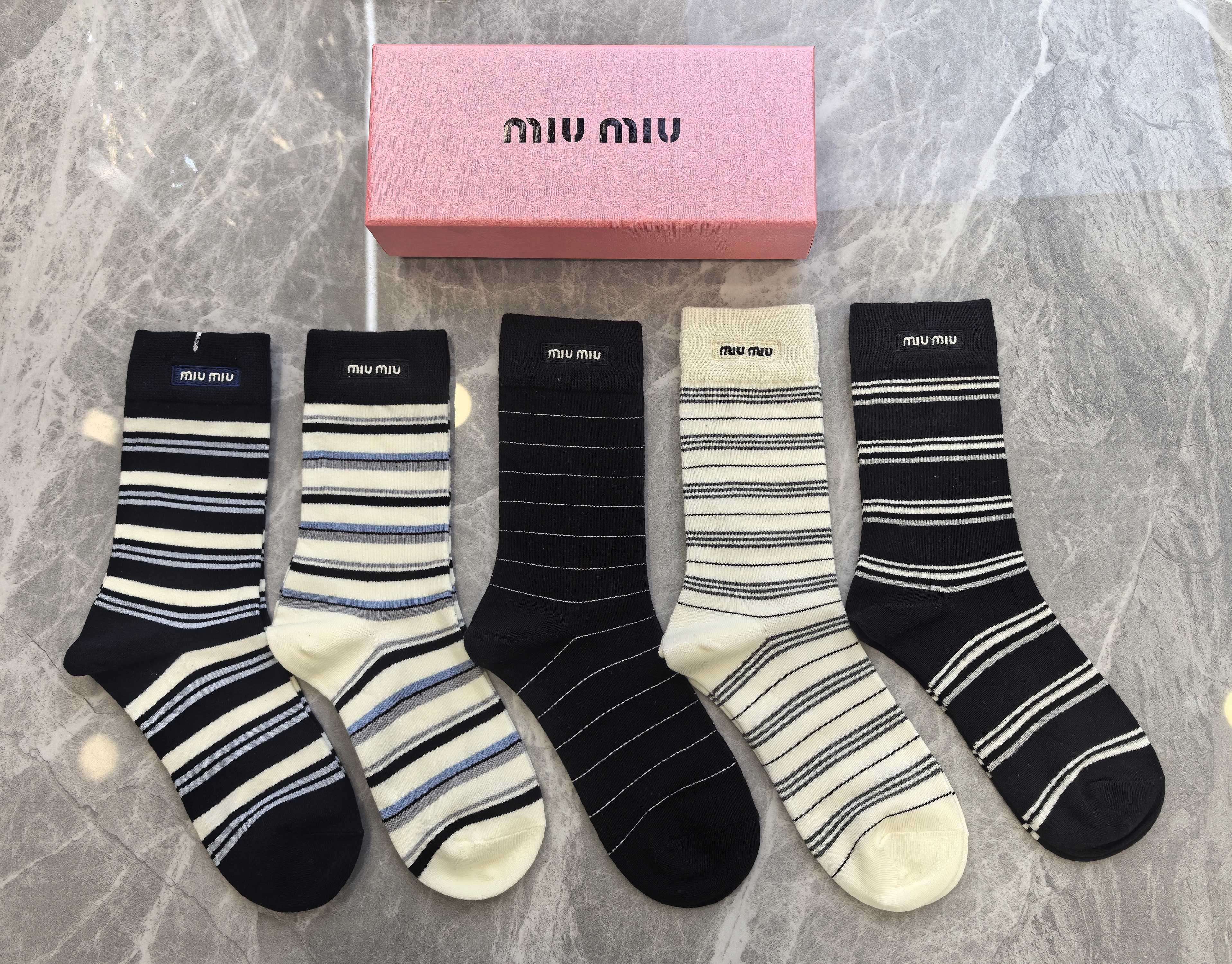 MIUMIU