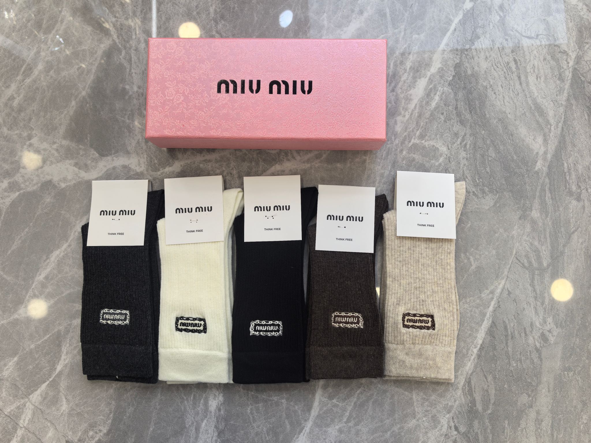 MIUMIU