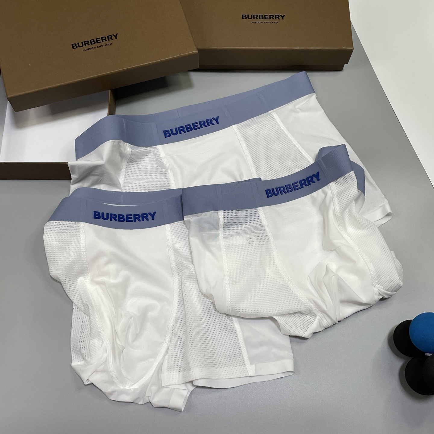 BURBERRY