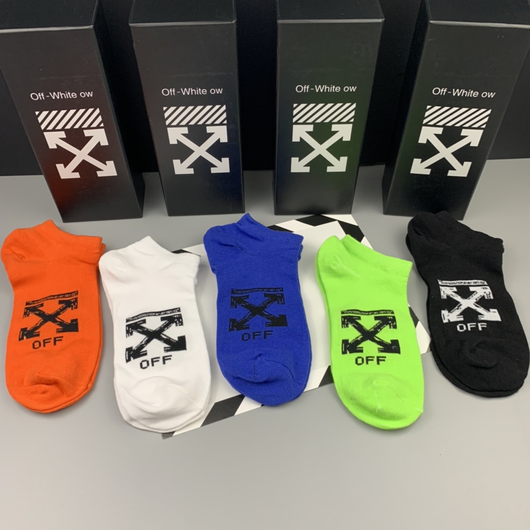 OFF-WHITE