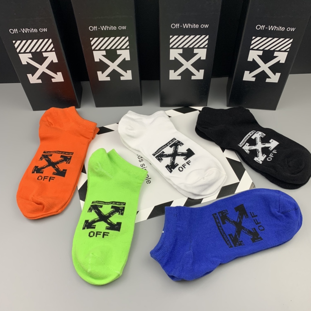 OFF-WHITE