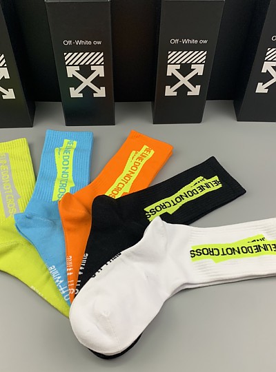 OFF-WHITE