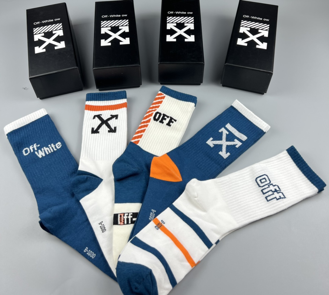 OFF-WHITE