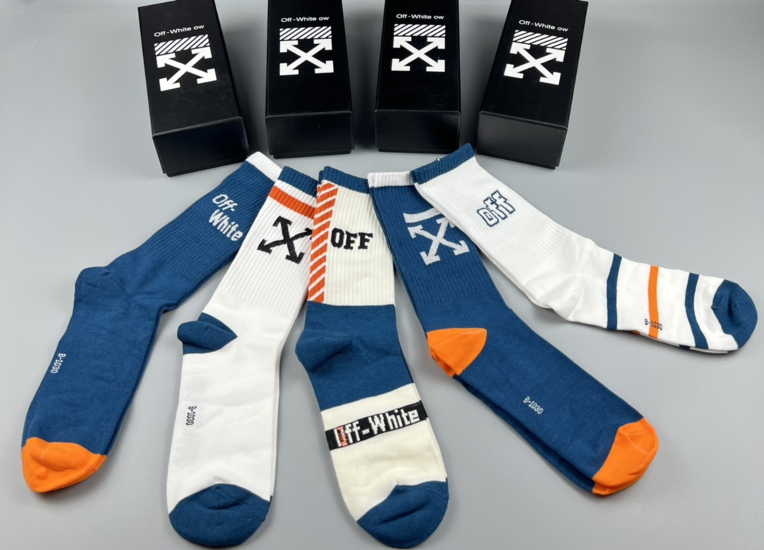 OFF-WHITE