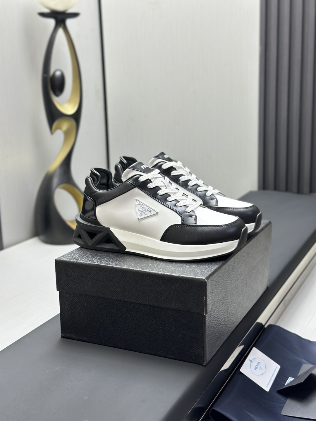 PRADA
