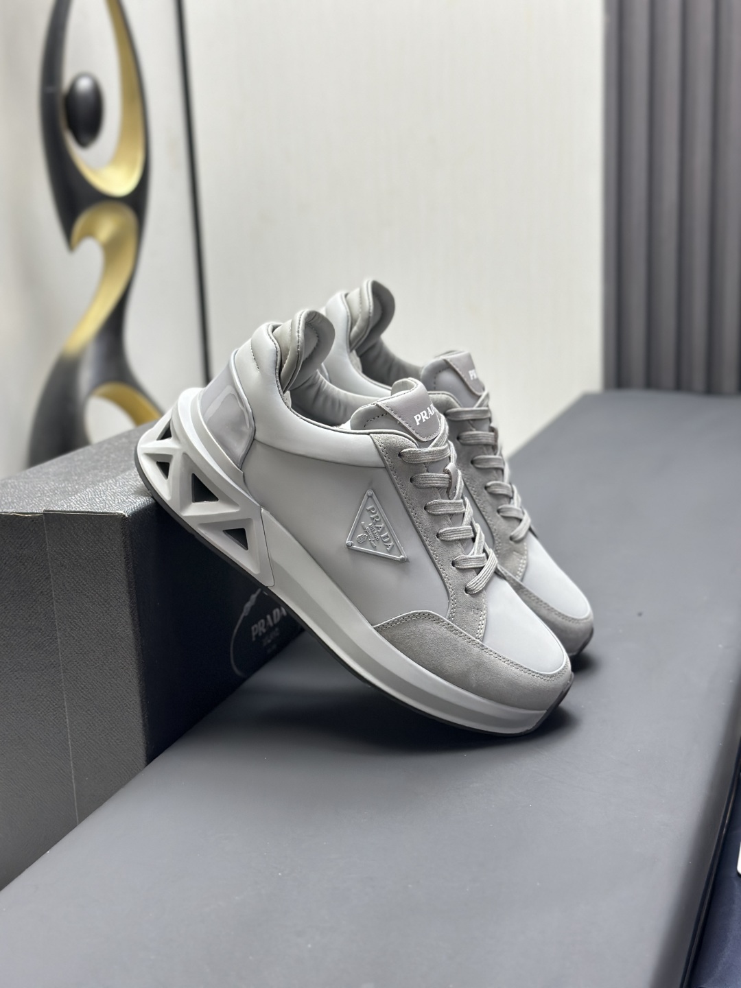 PRADA