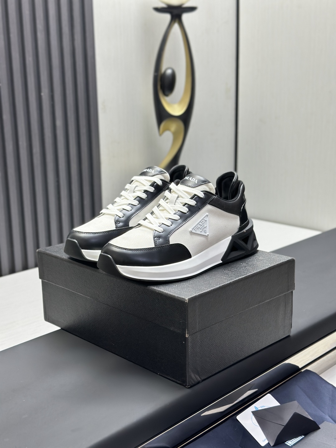 PRADA