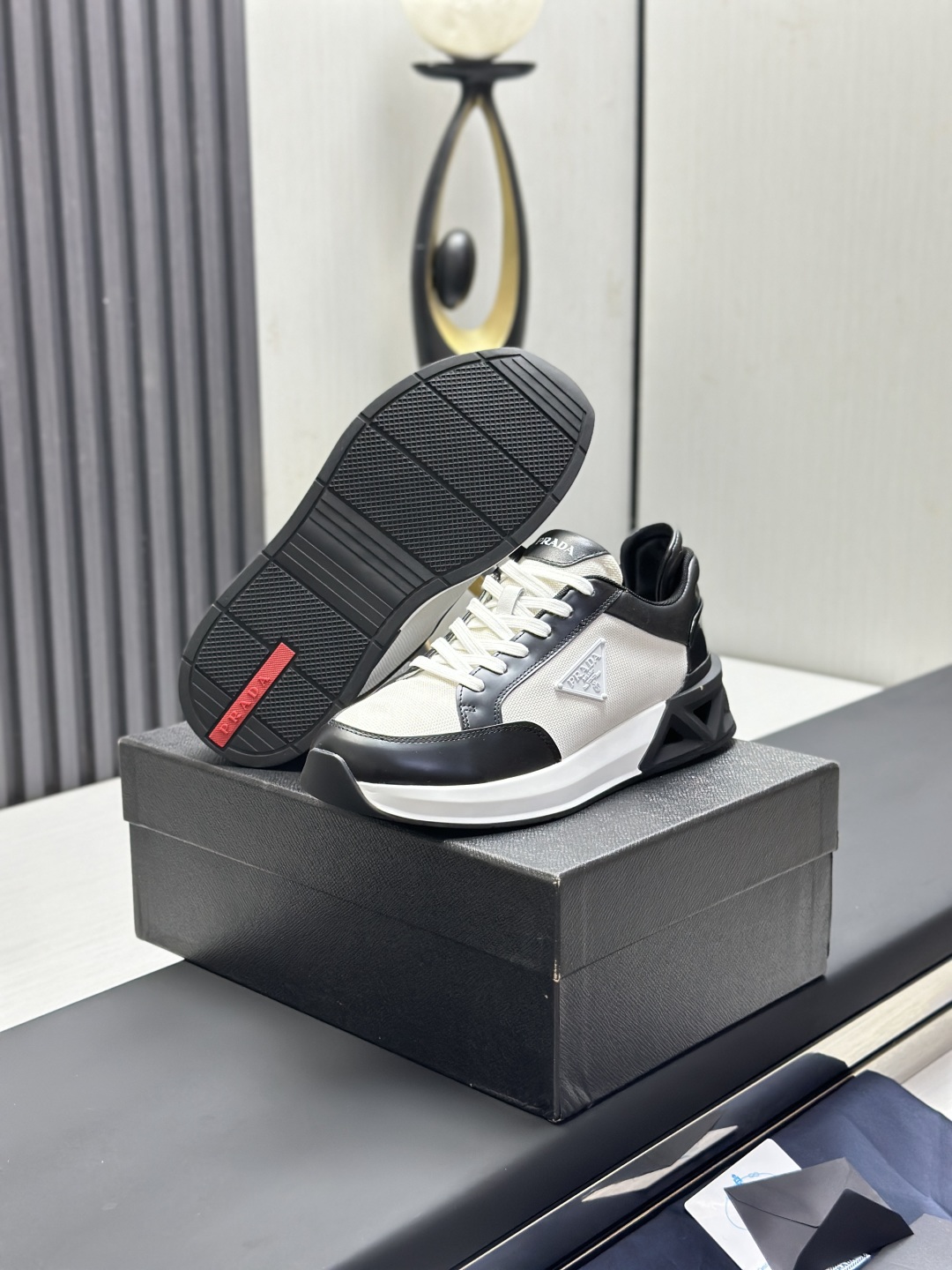PRADA