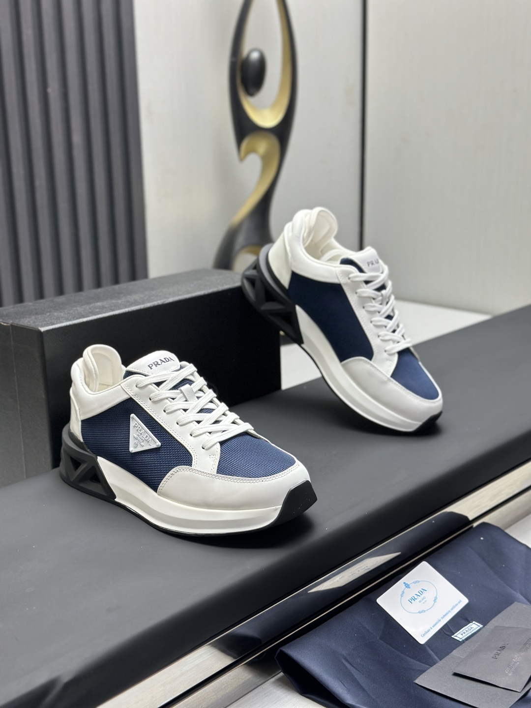 PRADA