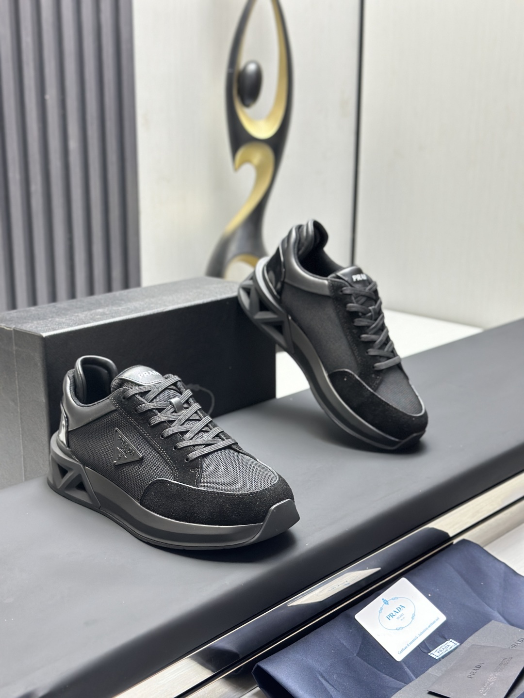 PRADA
