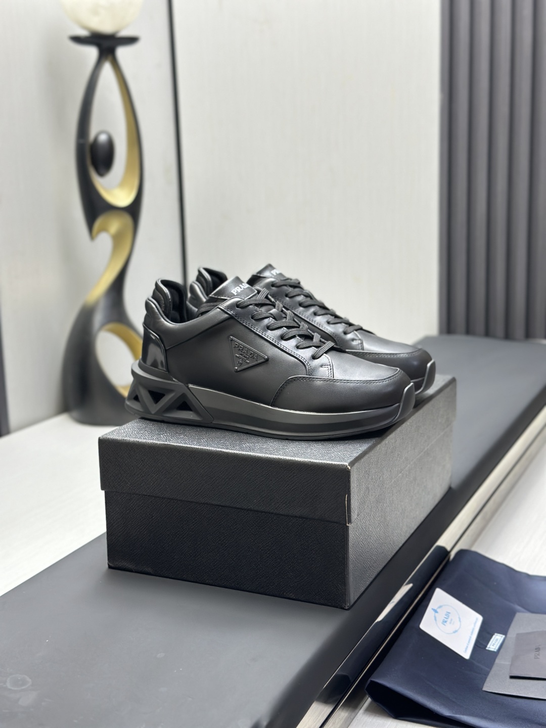 PRADA