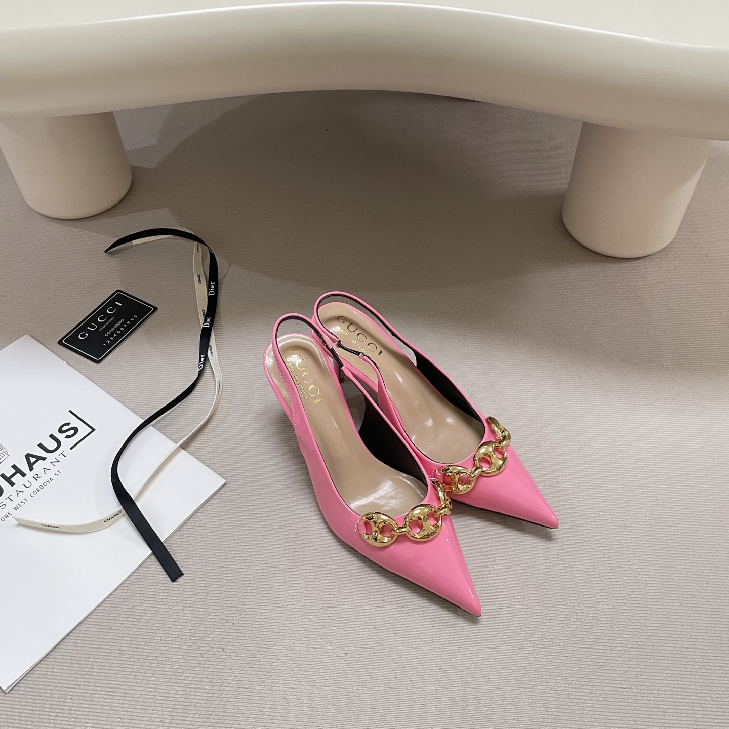 GUCCI