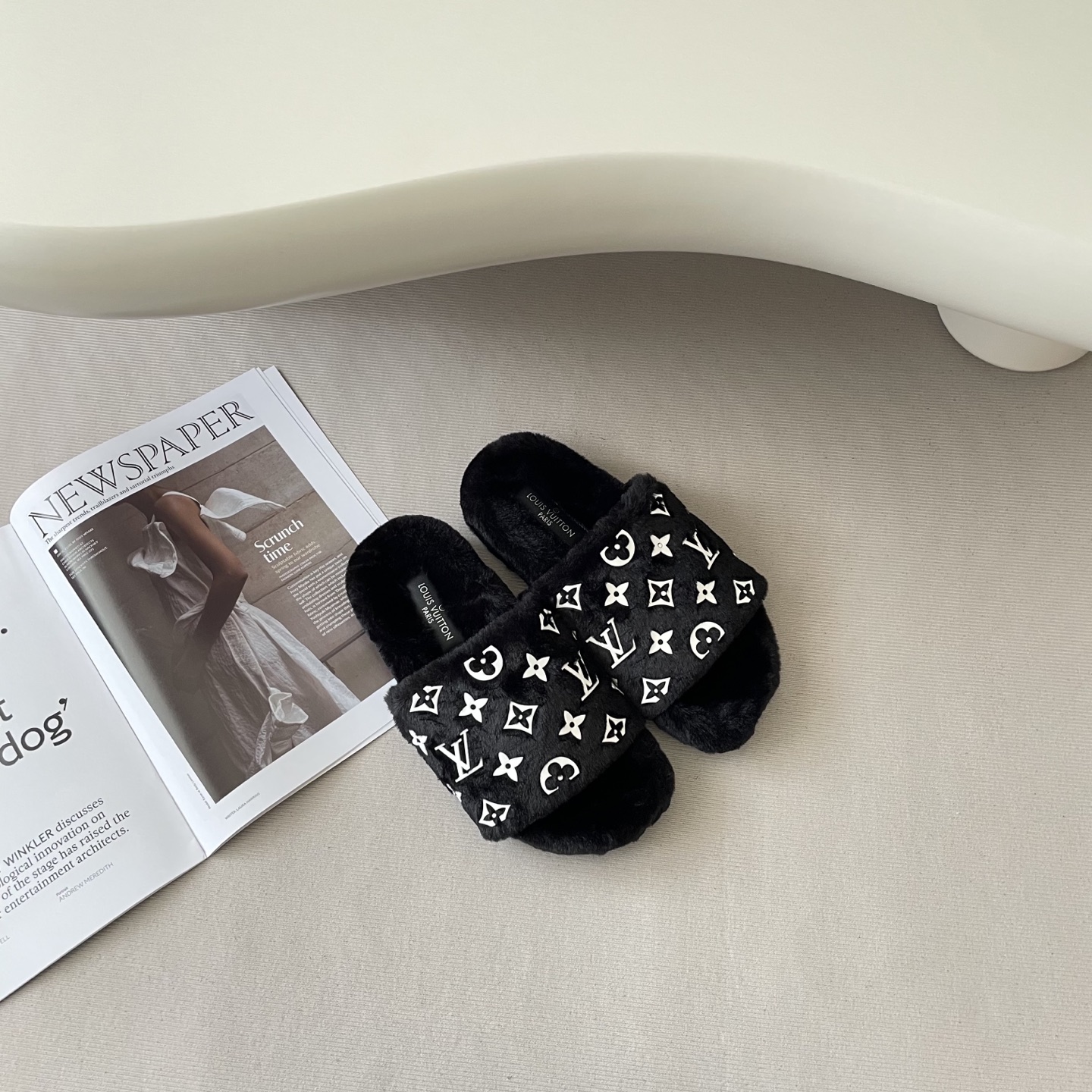 LOUIS VUITTON