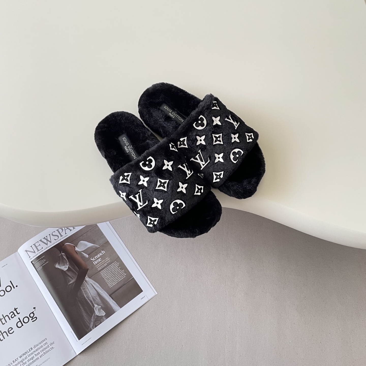 LOUIS VUITTON