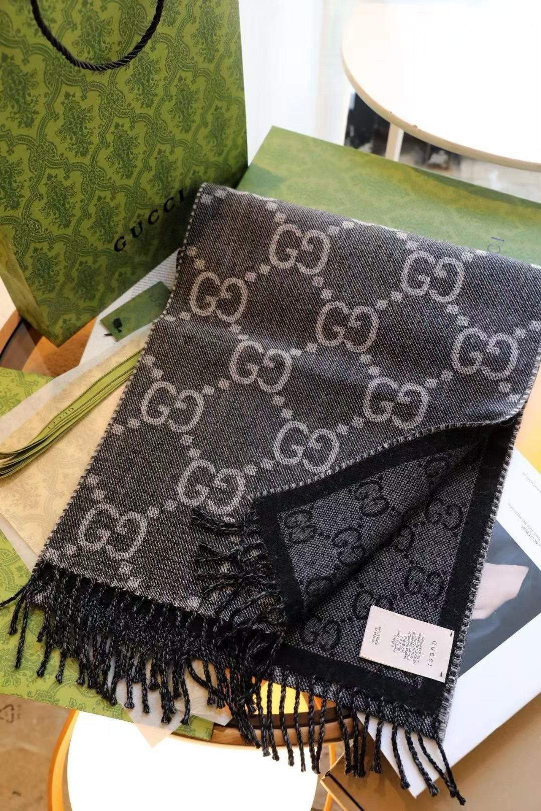 GUCCI