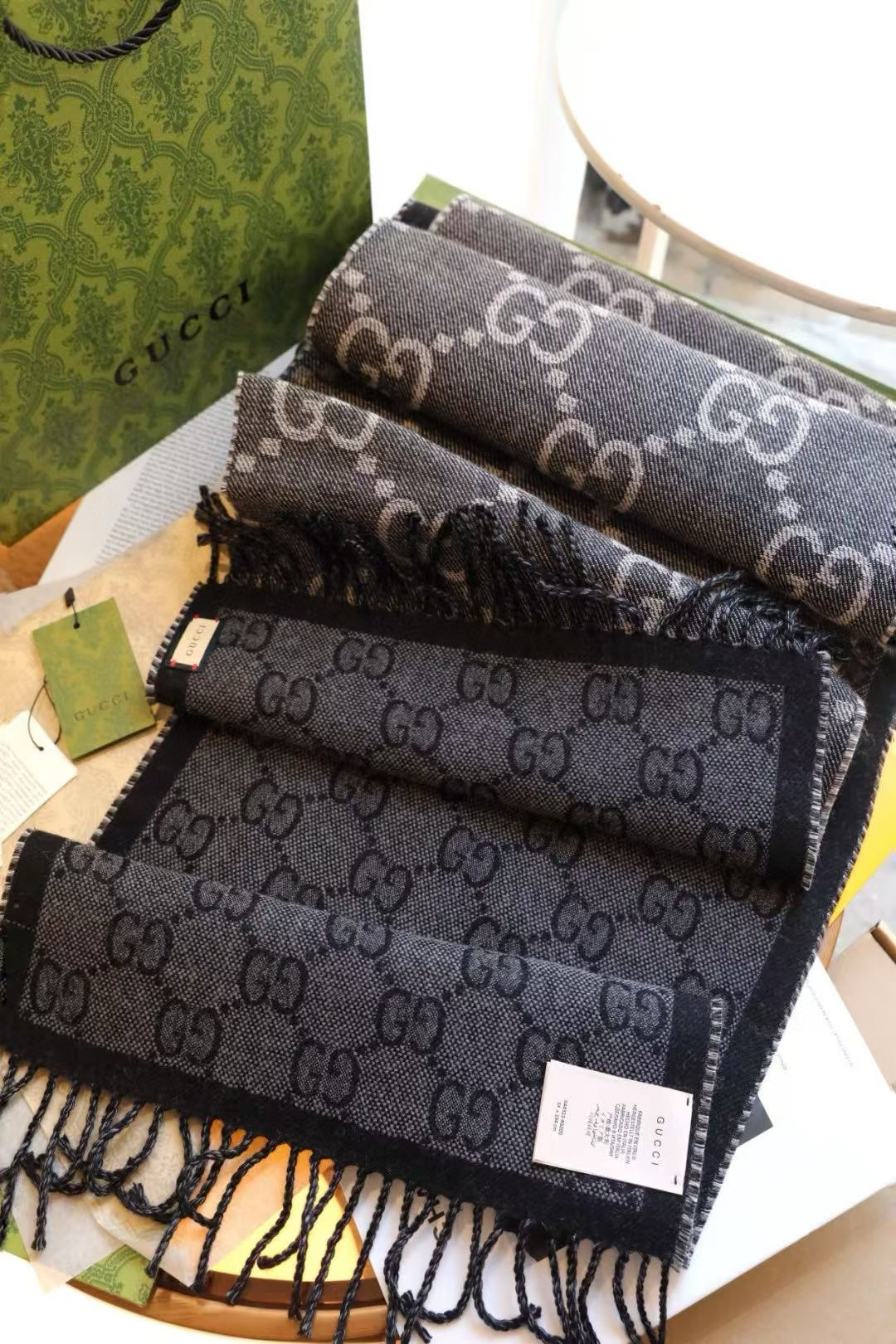 GUCCI