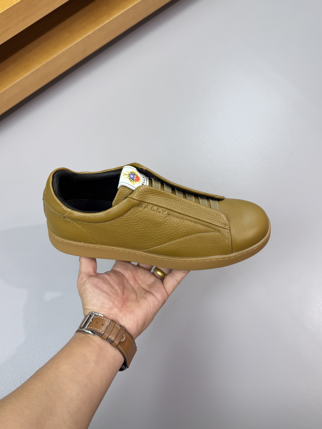BALLY