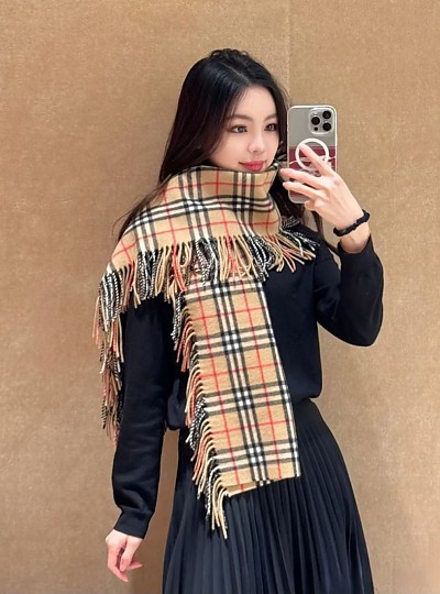 BURBERRY