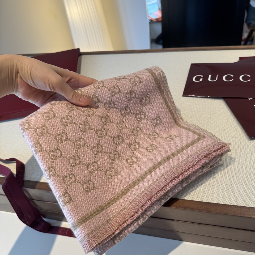 GUCCI