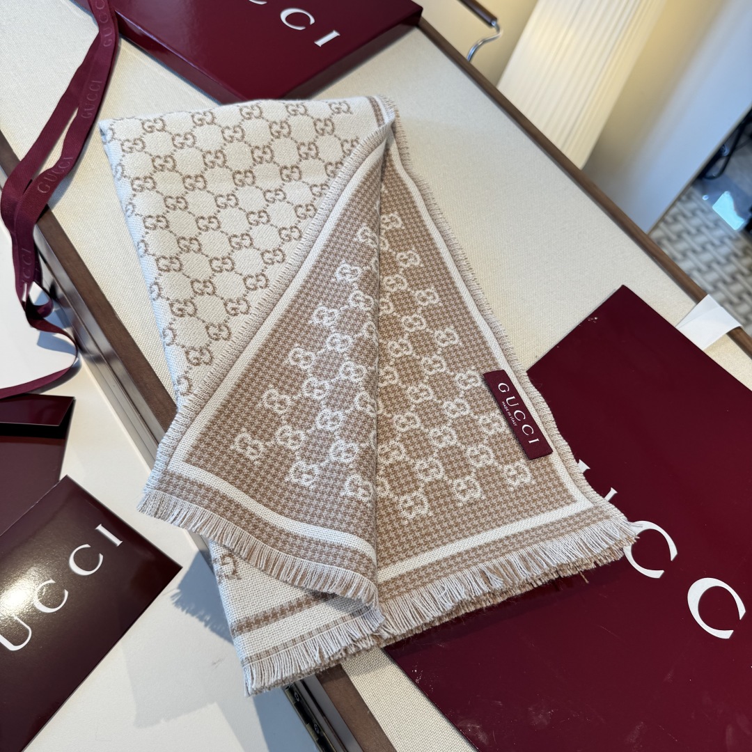GUCCI