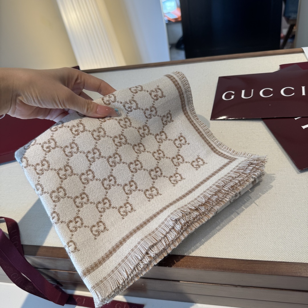 GUCCI
