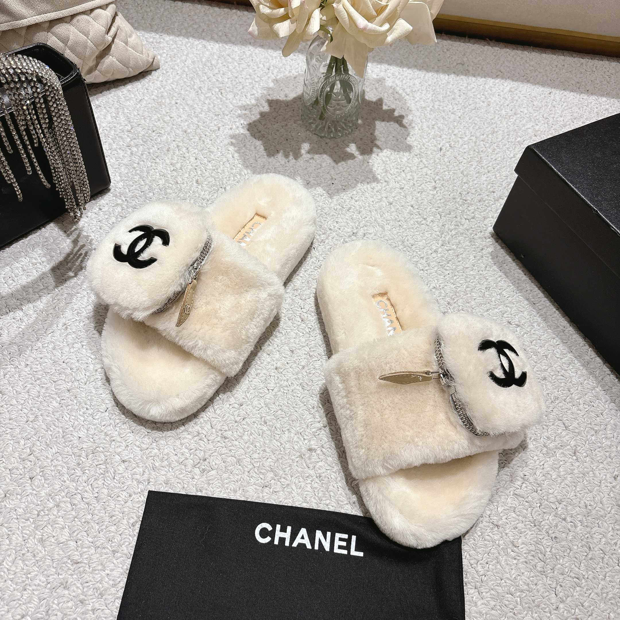 CHANEL