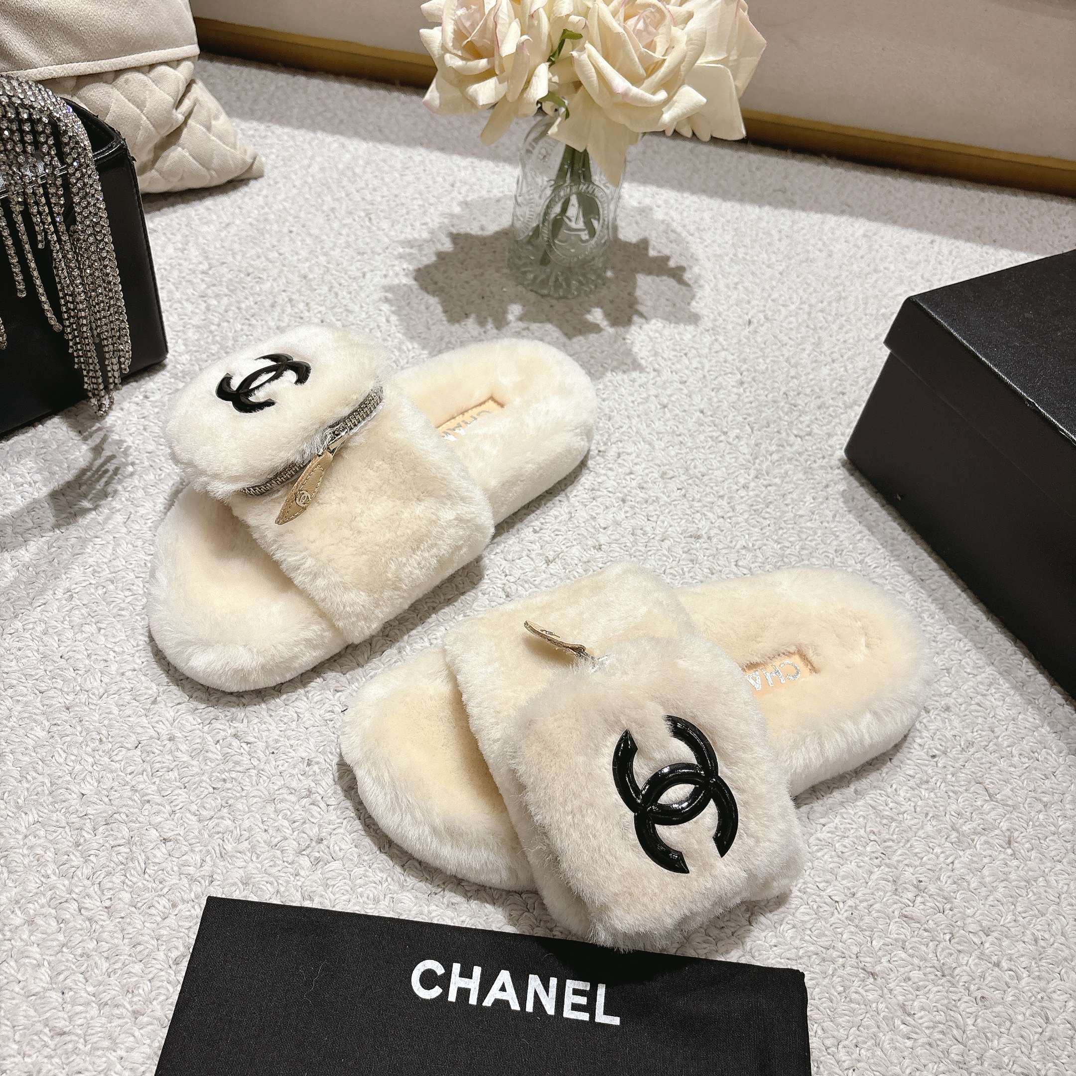 CHANEL