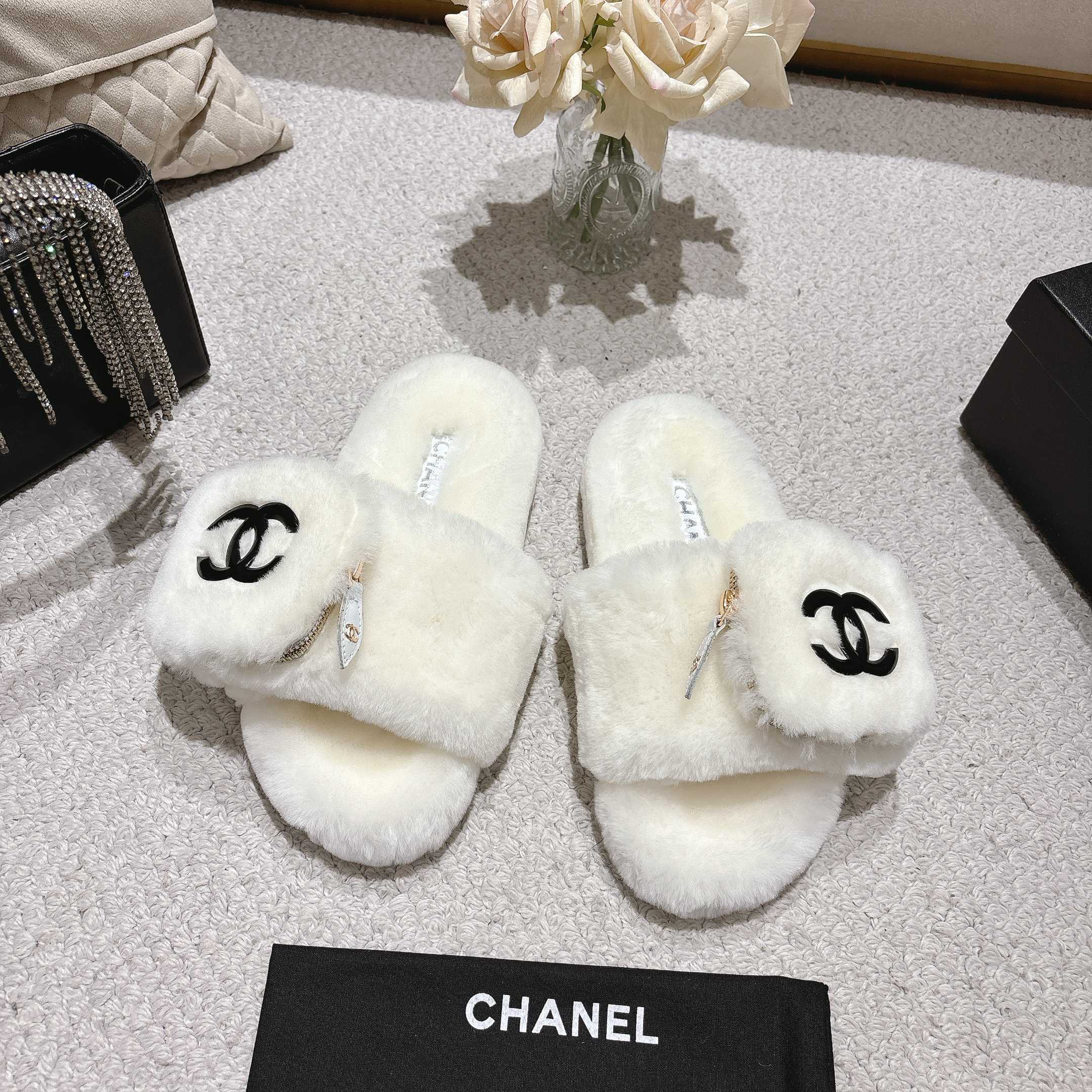 CHANEL