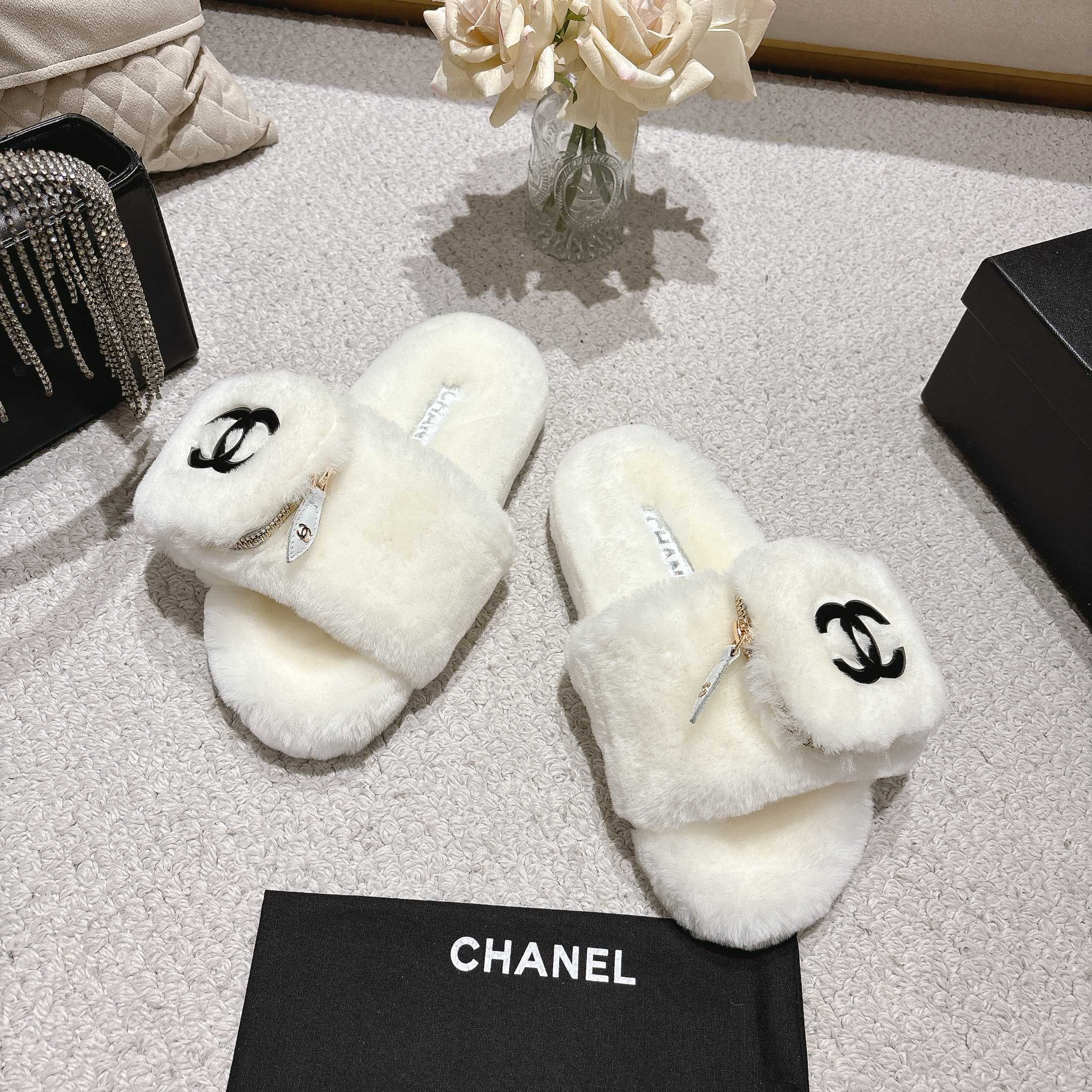 CHANEL