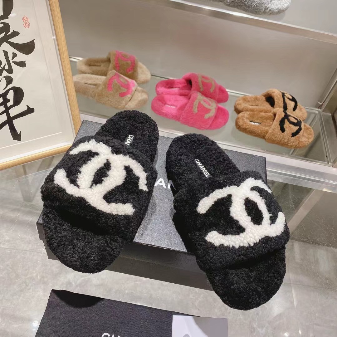 CHANEL
