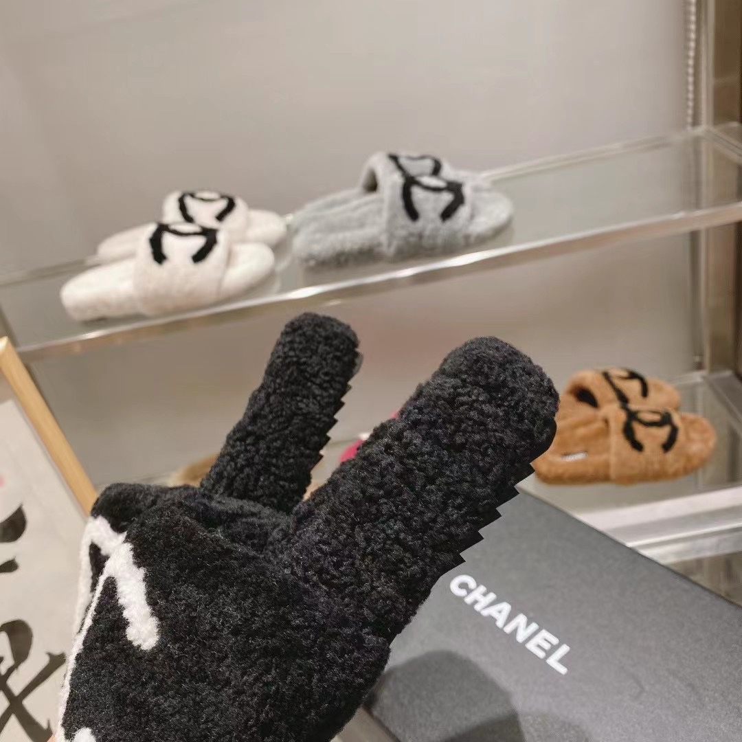CHANEL