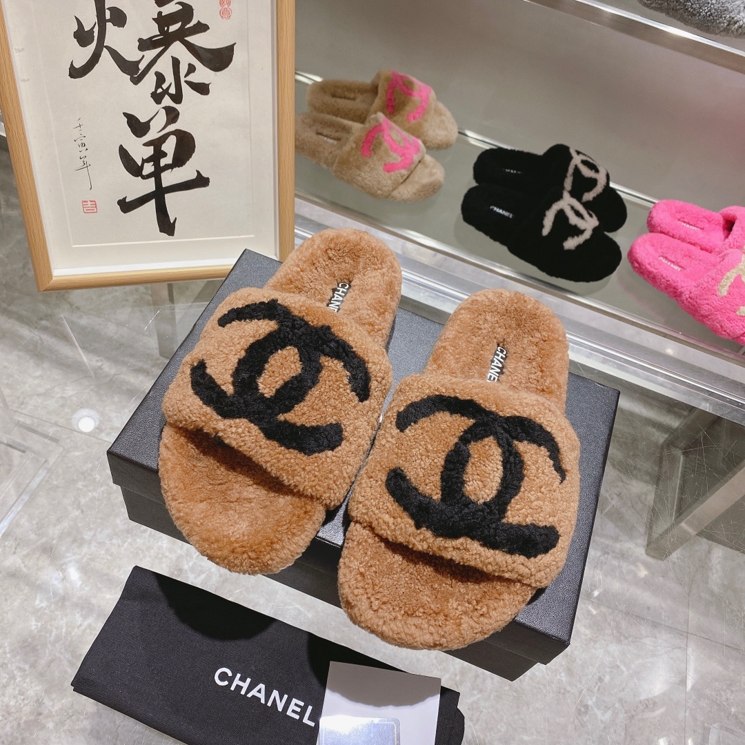 CHANEL