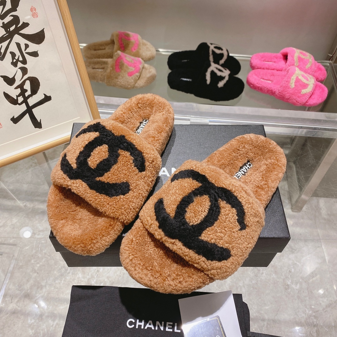 CHANEL