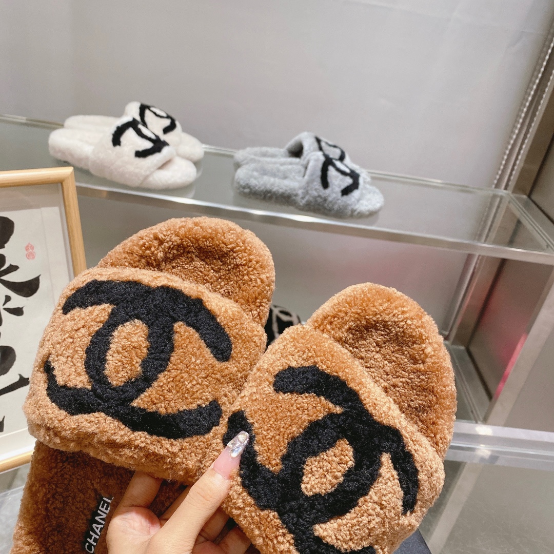 CHANEL