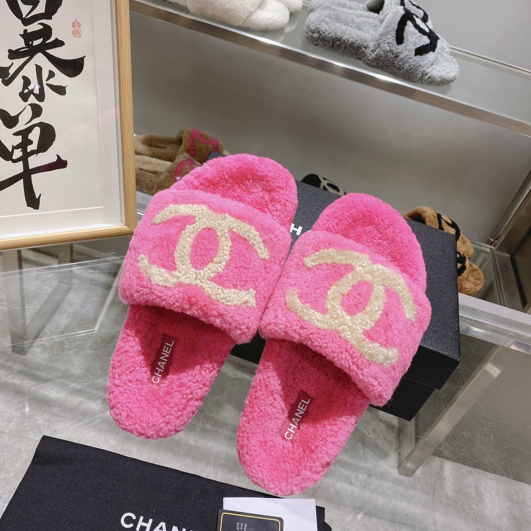 CHANEL