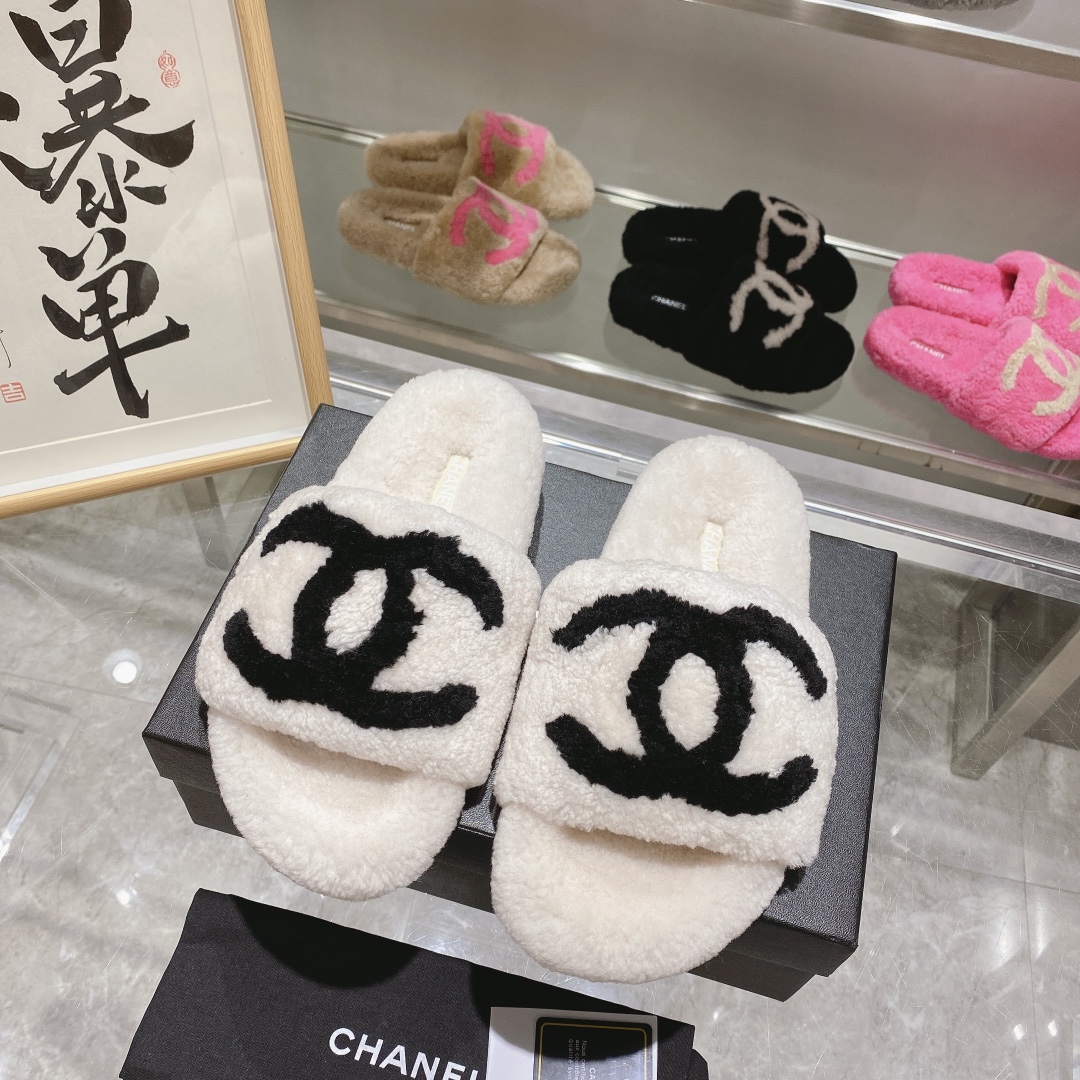 CHANEL