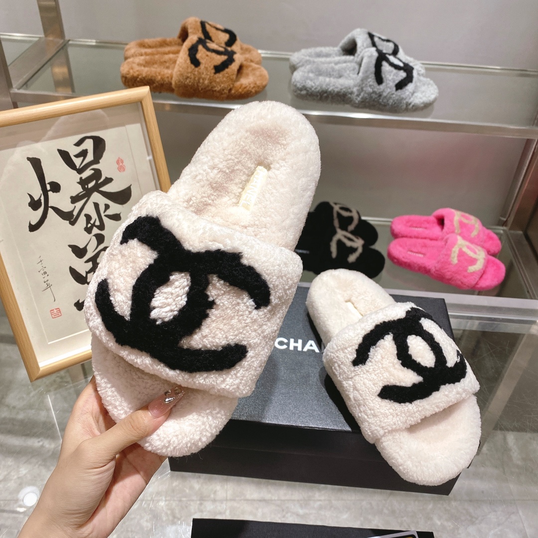 CHANEL