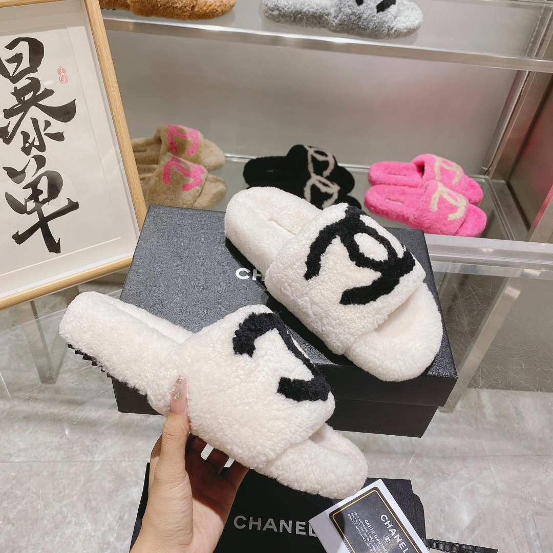 CHANEL